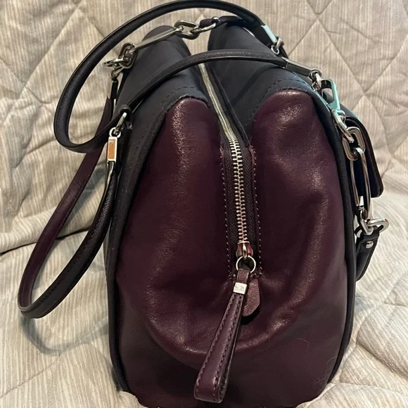 Coach Purple Two-Tone Leather Women's Bag - Picture 9 of 13